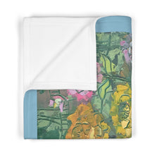 Load image into Gallery viewer, Florals Soft Fleece Blanket
