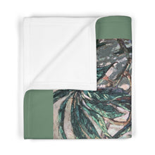 Load image into Gallery viewer, Florals Soft Fleece Blanket